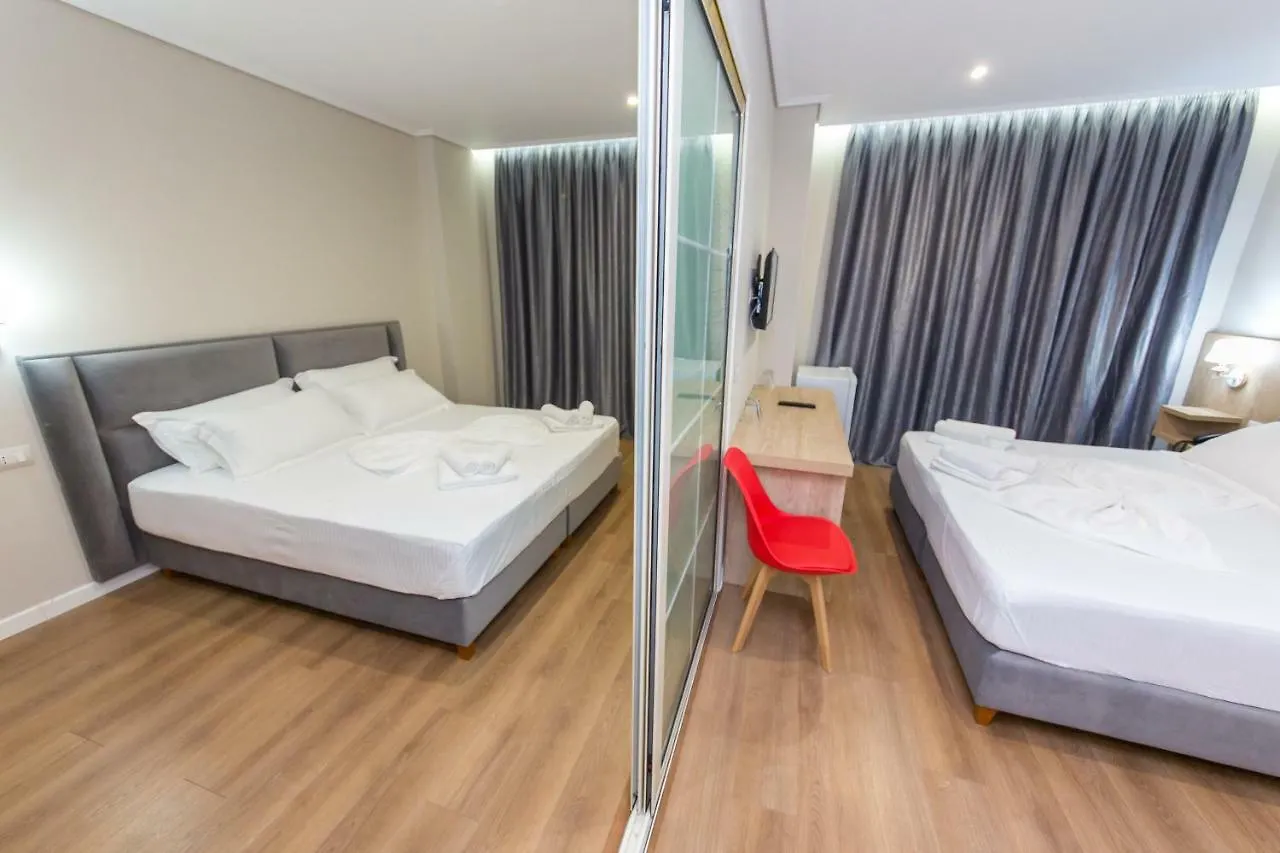 Class Hotel Ksamil