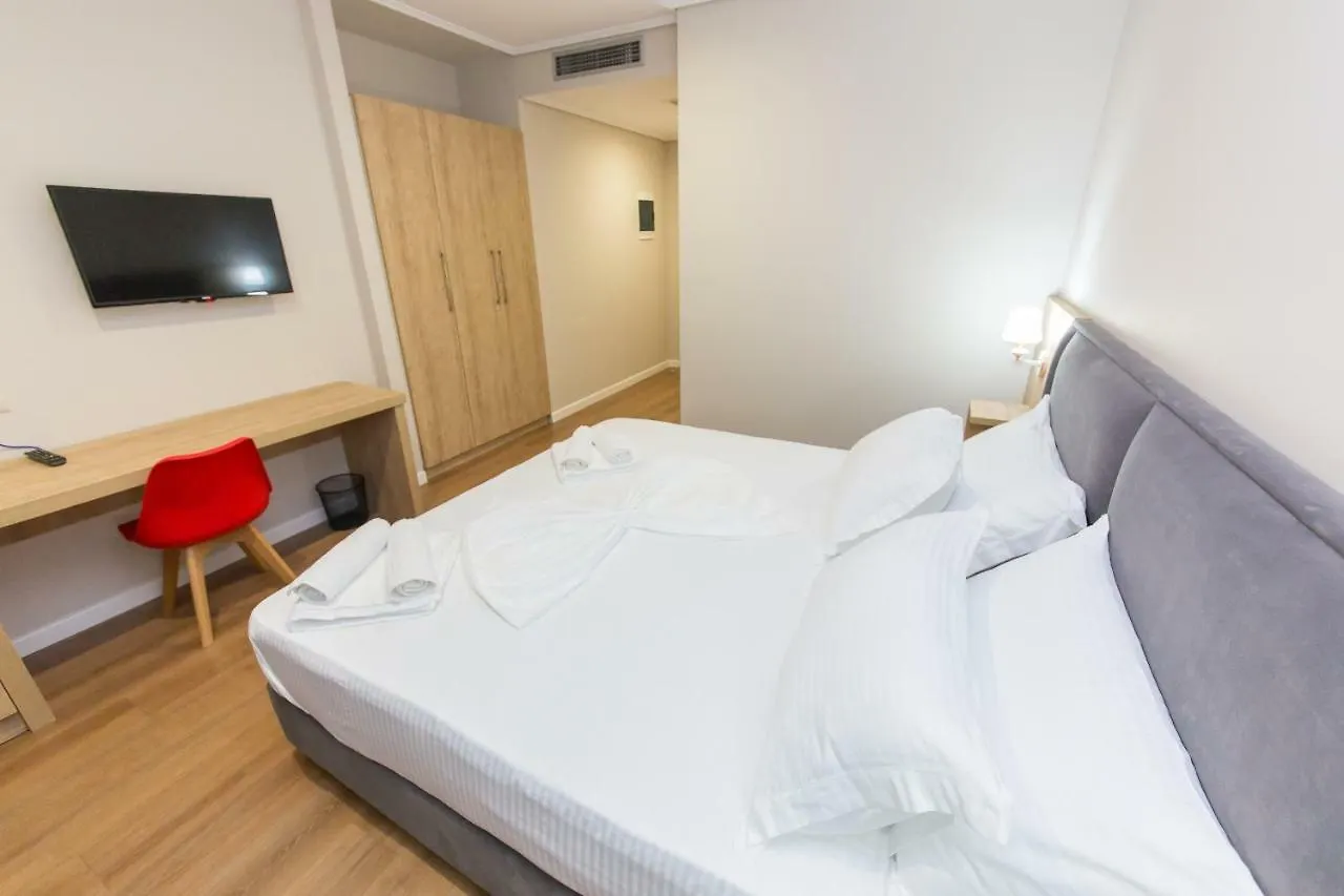 Class Hotel Ksamil