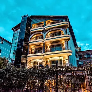 Hotel Broadway Tirana