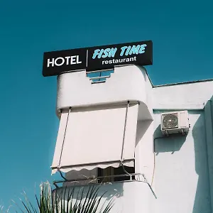  Hotel Fish Time