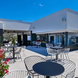 Hotel Three Islands Of, Ksamil
