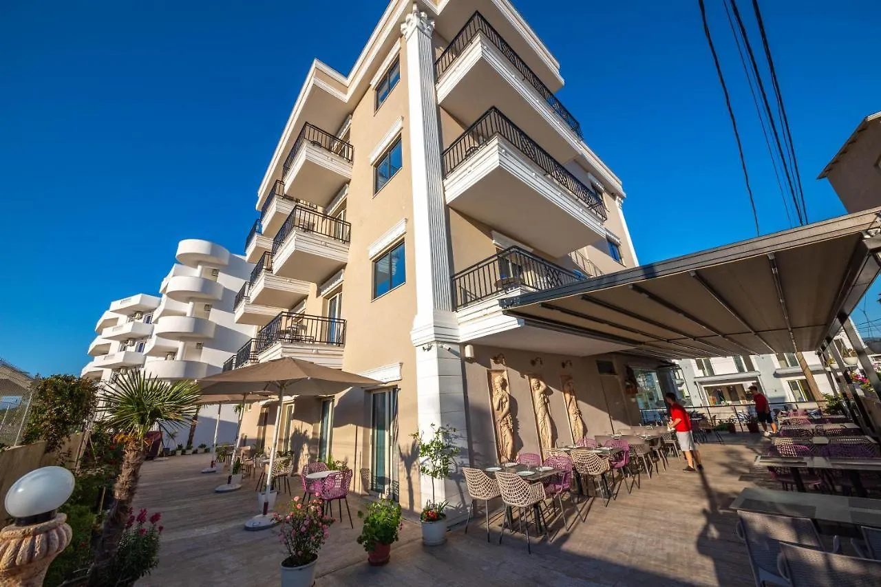 Class Hotel Ksamil