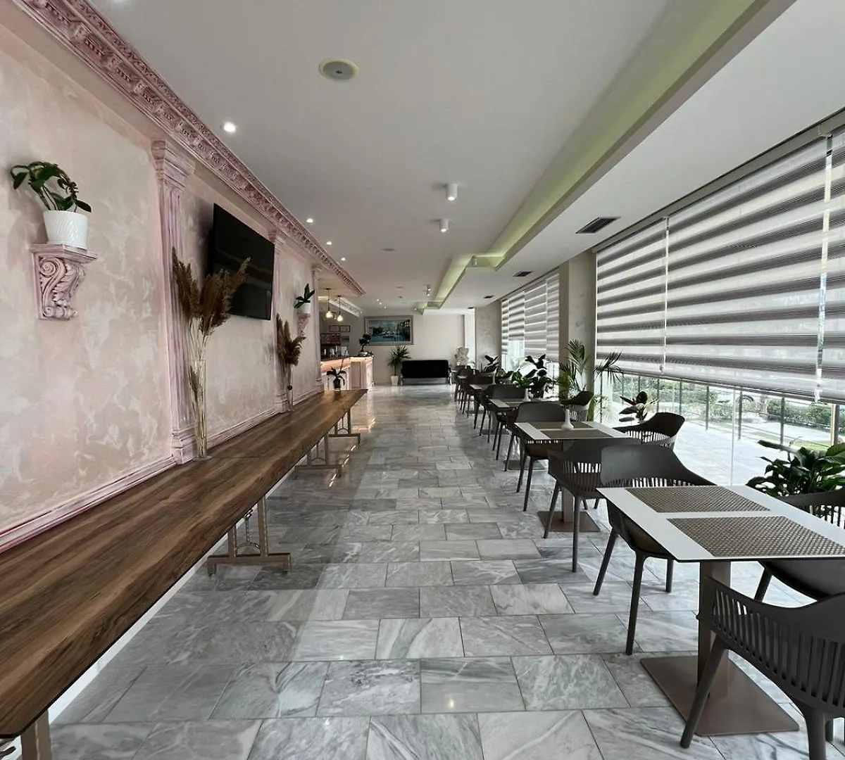 ****  Class Hotel Ksamil Albanie
